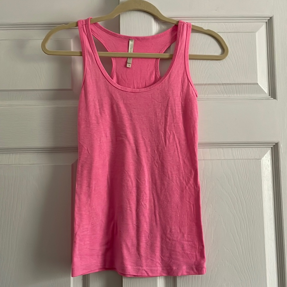 Pink tank